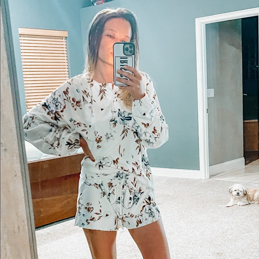 Floral lounge set
